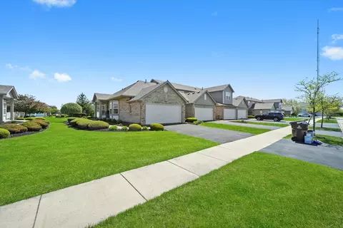 18469 Millennium Dr, Tinley Park, IL 60477