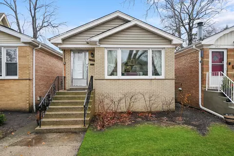 6432 Fairfield Ave, Berwyn, IL 60402