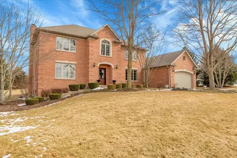 7 N395 Ridge Line Rd, Saint Charles, IL 60175