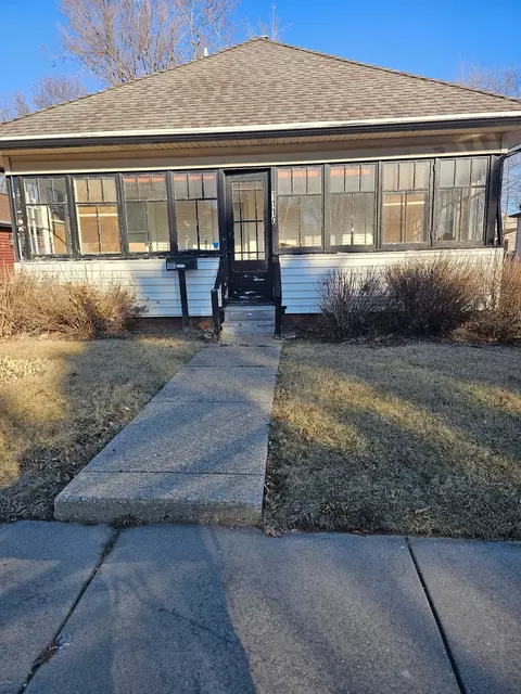 1110 N Champaign St, Champaign, IL 61820