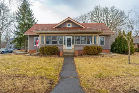404 Peoria St, Lincoln, IL 62656