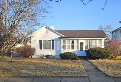 203 E Abe St, Plano, IL 60545