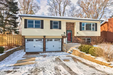 6715 Pheasant Trl, Cary, IL 60013