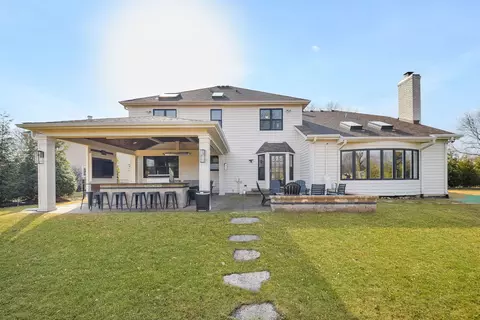 75 Hawkins Cir, Wheaton, IL 60189 photo 38