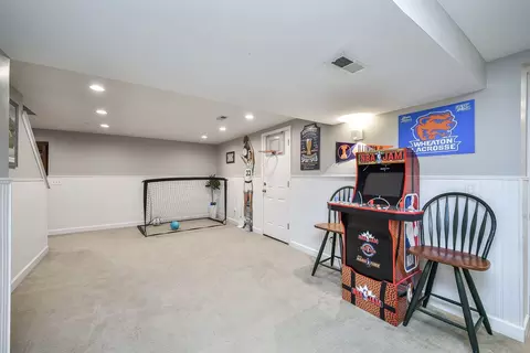 75 Hawkins Cir, Wheaton, IL 60189 photo 35