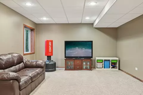 322 Westport Dr, Pingree Grove, IL 60140 photo 34