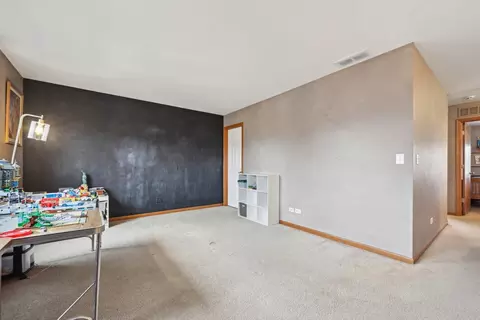 322 Westport Dr, Pingree Grove, IL 60140 photo 25