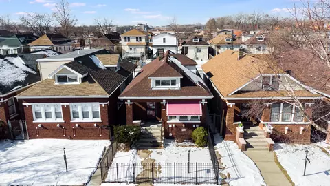 7516 S Aberdeen St, Chicago, IL 60620
