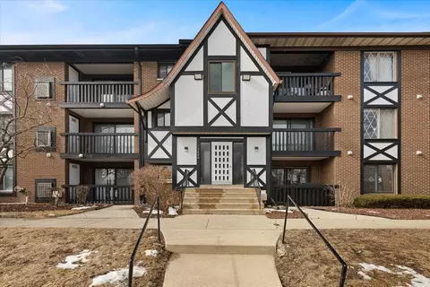 13620 Lamon Ave #420, Crestwood, IL 60418