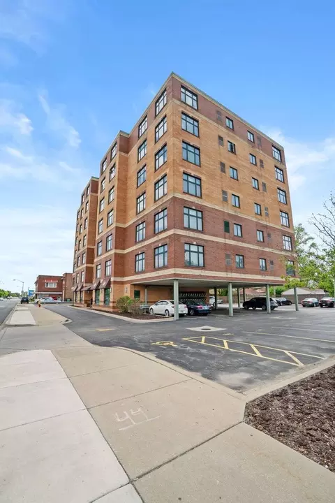 1930 N Harlem Ave #602, Elmwood Park, IL 60707