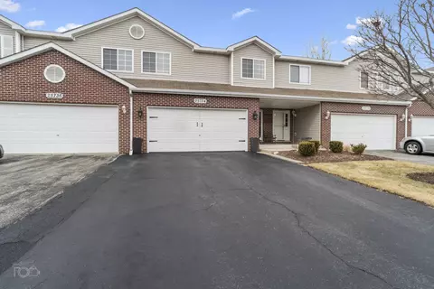 25734 S Red Stable Ln, Channahon, IL 60410
