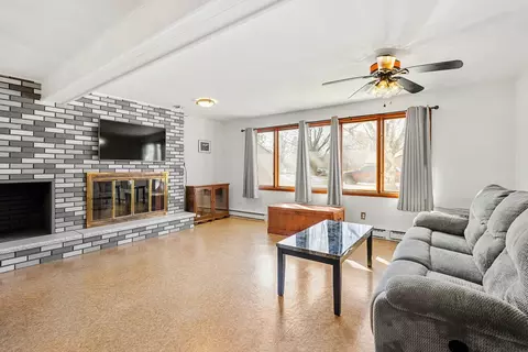 Living - 706 E Brown St, Harvard, IL 60033 photo 5 of 5