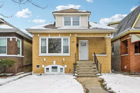 2837 N Luna Ave, Chicago, IL 60641