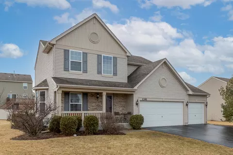 1391 Olive Ln, Hampshire, IL 60140