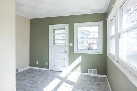 791 E Benton St, Aurora, IL 60505 photo 14