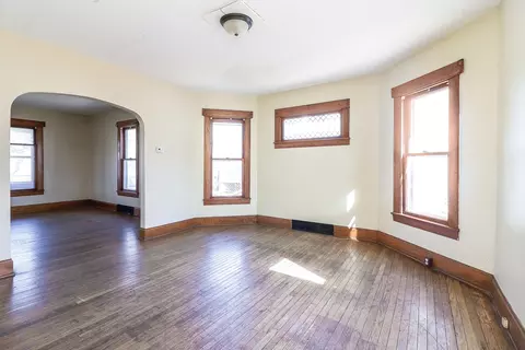 791 E Benton St, Aurora, IL 60505 photo 10