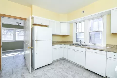 791 E Benton St, Aurora, IL 60505 photo 12
