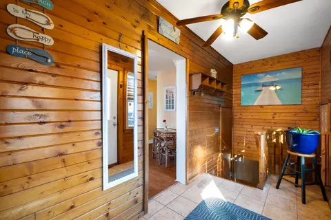 Entry Way - 309 Mallette Ave, Thornton, IL 60476 photo 3 of 3
