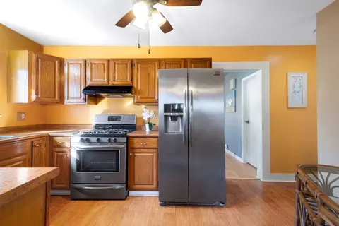 Kitchen - 309 Mallette Ave, Thornton, IL 60476 photo 1 of 1