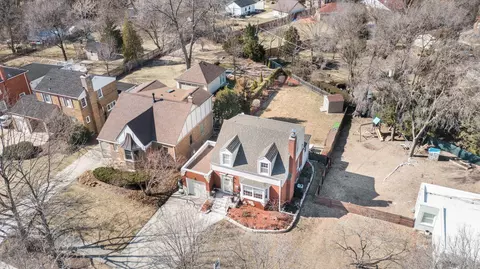454 Longcommon Rd, Riverside, IL 60546 photo 29