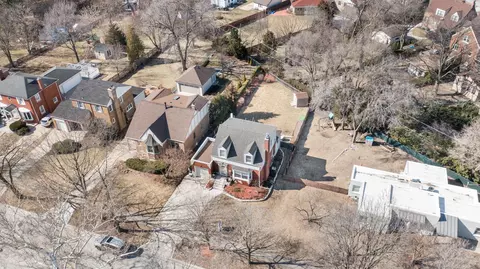 454 Longcommon Rd, Riverside, IL 60546 photo 28