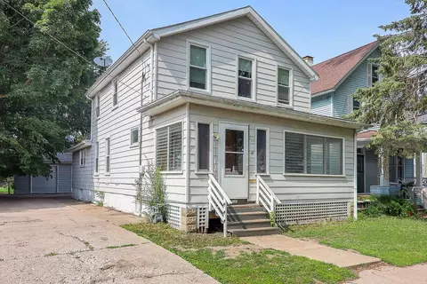 710 E Benton St, Aurora, IL 60505