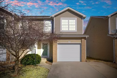 3746 Summer Sage Ct, Champaign, IL 61822