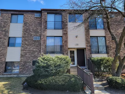 170 Dunteman Dr #202, Glendale Heights, IL 60139