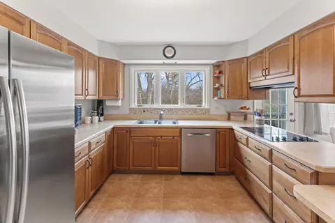 1251 Pine St, Glenview, IL 60025 photo 12