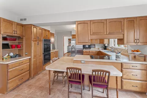 1251 Pine St, Glenview, IL 60025 photo 16