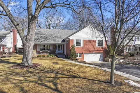 1251 Pine St, Glenview, IL 60025