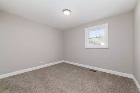 Bedroom - 2803 Meadow Dr, Rolling Meadows, IL 60008 photo 4 of 4