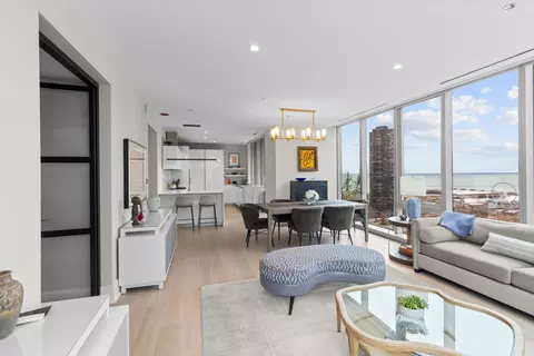 363 E Wacker Dr #2209, Chicago, IL 60601 photo 2