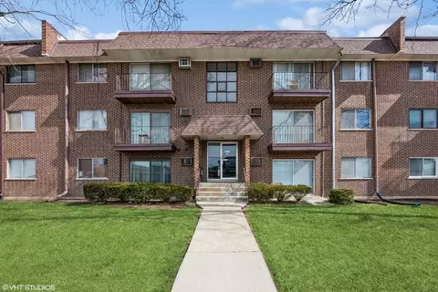 255 N Mill Rd #7B, Addison, IL 60101