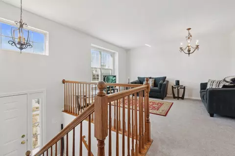 252 Cassidy Ln, Elgin, IL 60124 photo 3