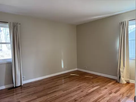 1009 Valley, Mchenry, IL 60051 photo 9