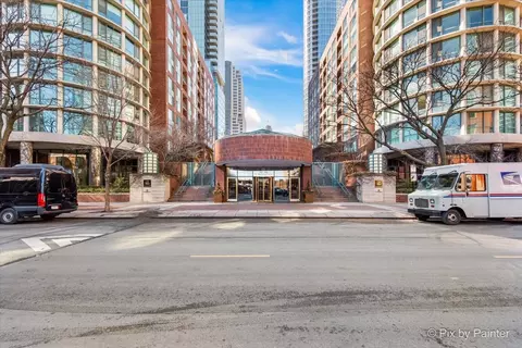 480 N Mcclurg Ct #909, Chicago, IL 60611