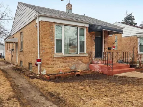 327 49th Ave, Bellwood, IL 60104