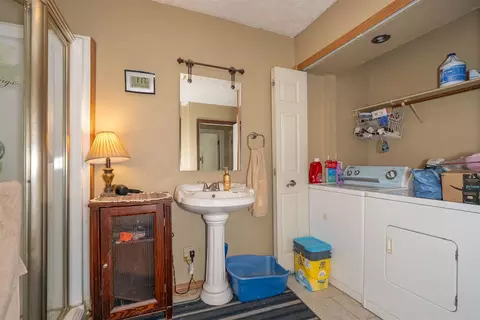 1536 N Hershey Rd, Bloomington, IL 61704 photo 11