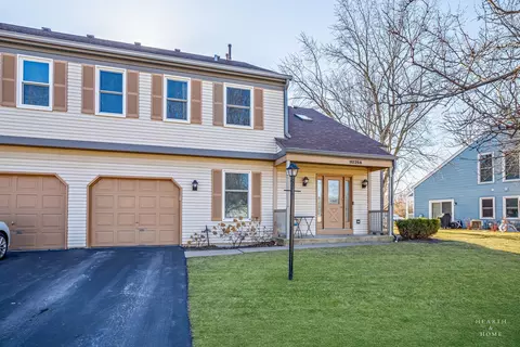 11725 Davey Dr #A, Huntley, IL 60142