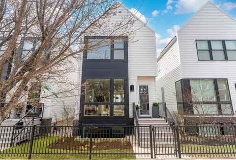 3726 N Milwaukee Ave, Chicago, IL 60641