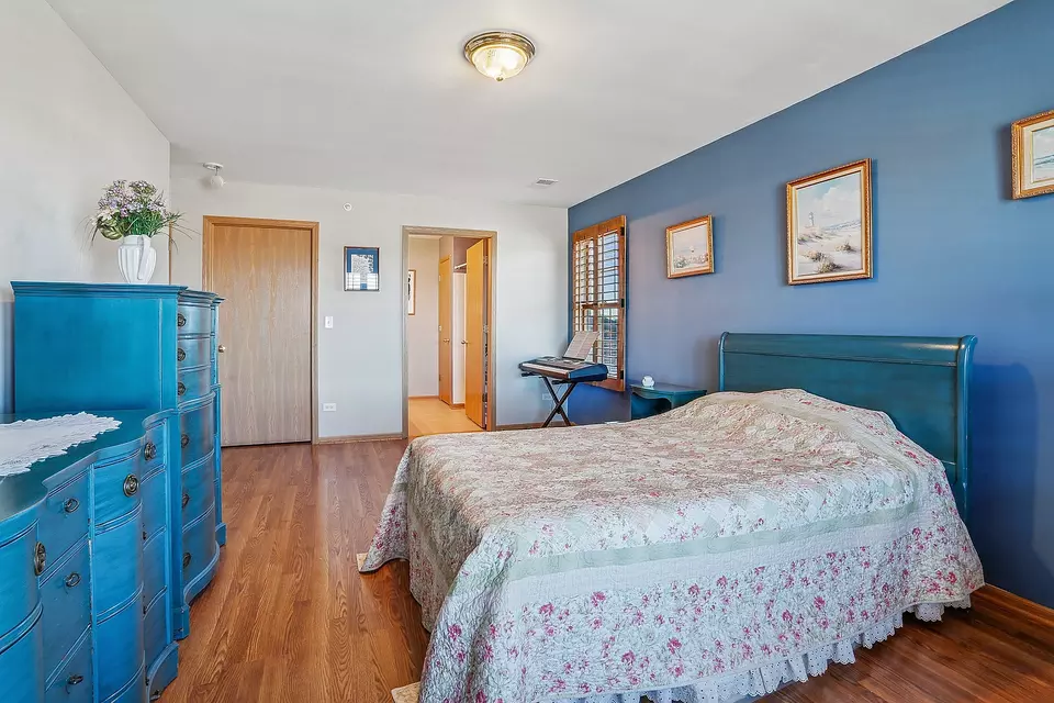 Bedroom - 20345 S Rainford Dr #3B, Frankfort, IL 60423 photo 2 of 3