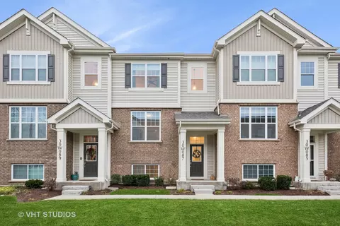 30 W087 Brayman Ct, Warrenville, IL 60563