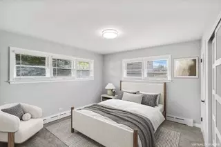 Bedroom - 811 N River Rd, Mchenry, IL 60051 photo 1 of 4