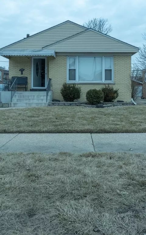 336 Oglesby Ave, Calumet City, IL 60409