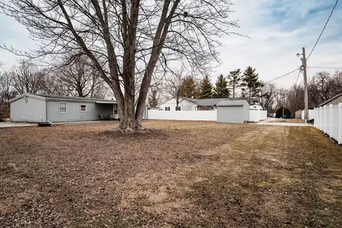 803 Sheridan St, Chenoa, IL 61726 photo 27