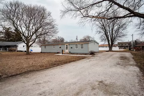 803 Sheridan St, Chenoa, IL 61726 photo 32