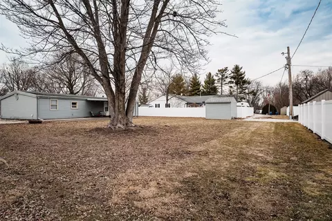 803 Sheridan St, Chenoa, IL 61726 photo 26