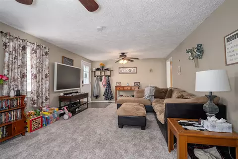 803 Sheridan St, Chenoa, IL 61726 photo 5