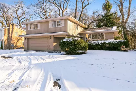 565 Hamilton Wood Rd, Homewood, IL 60430